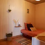 Villa En Provence Avec Terrasse Dans Le Village *