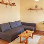 En Provence Avec Terrasse Dans Le Village *