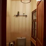 En Provence Avec Terrasse Dans Le Village Villa *