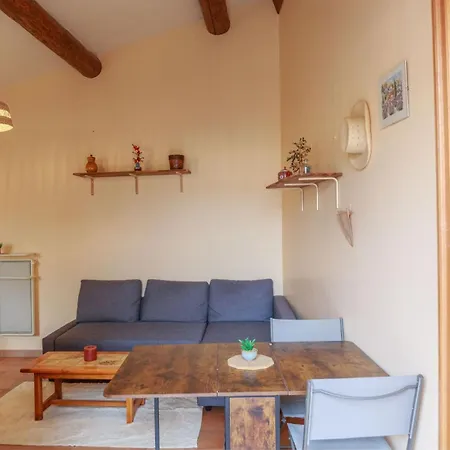 En Provence Avec Terrasse Dans Le Village Gréoux-les-Bains